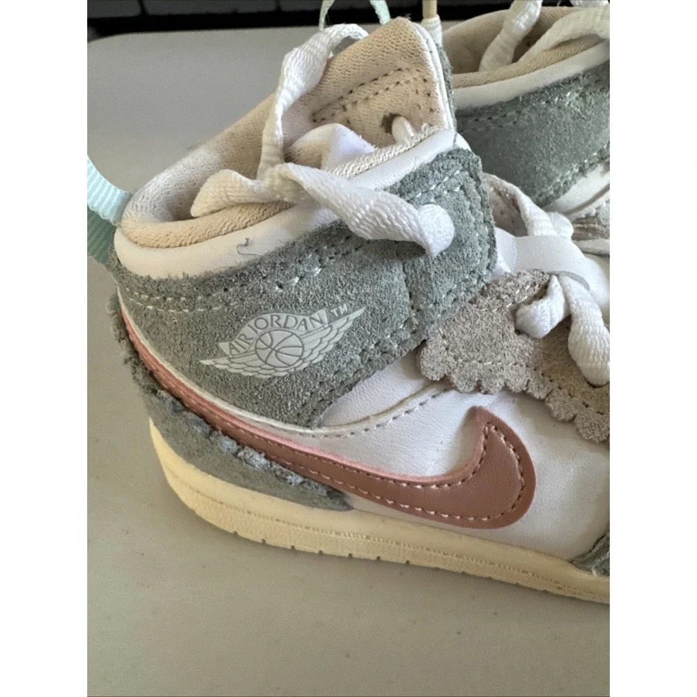 Nike Jordan Shoes 1 Mid SE White Pink Oxford Jade Ice TD Size 9C‎ DZ5360 100